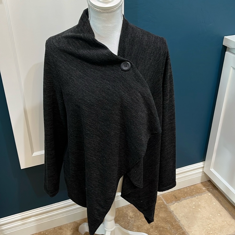Dark gray swing sweater